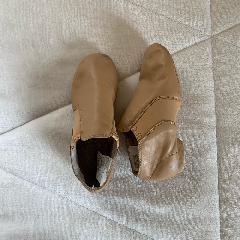 Bloch tan dance jazz shoes